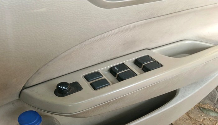 2013 Maruti Swift Dzire VDI, Diesel, Manual, 1,29,221 km, interior