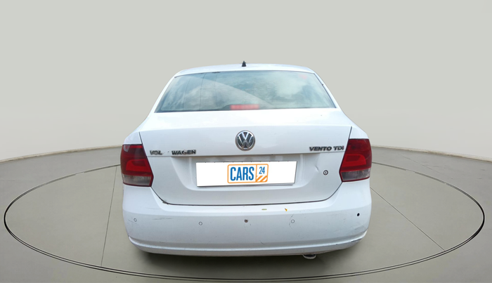 2013 Volkswagen Vento HIGHLINE DIESEL 1.6, Diesel, Manual, 1,98,864 km, exterior