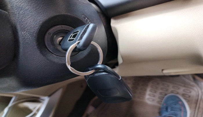 2011 Honda City 1.5L I-VTEC S MT, Petrol, Manual, 1,17,175 km, interior