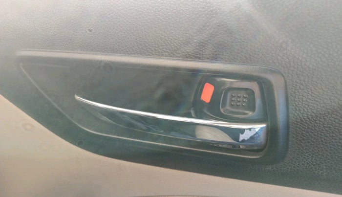 2020 Maruti Dzire VXI AMT, Petrol, Automatic, 94,983 km, interior