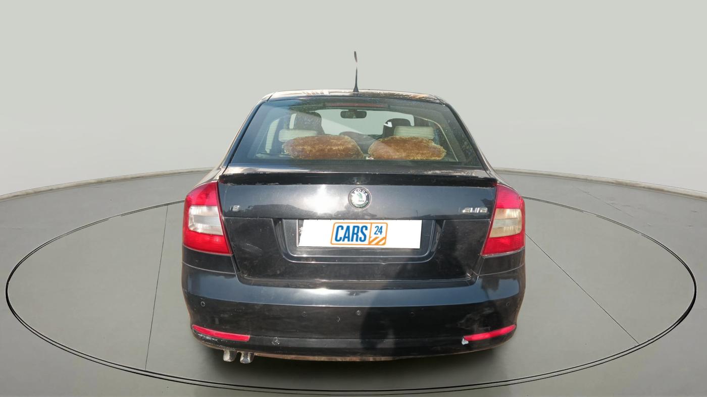 2010 Skoda Laura AMBIENTE 2.0 TDI CR MT, Diesel, Manual, 1,16,042 km, exterior