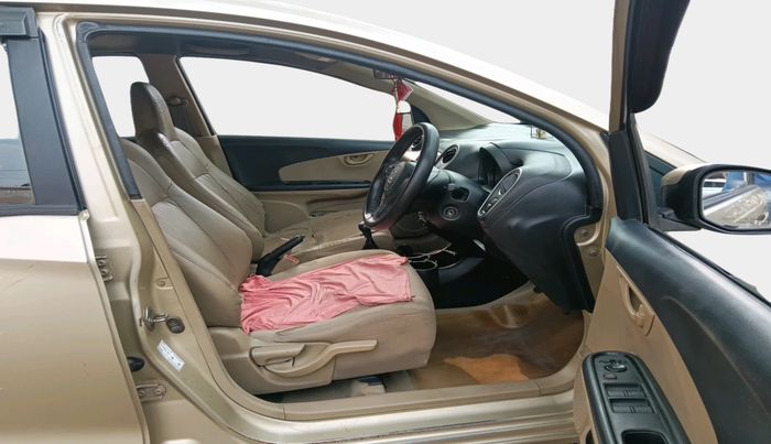 2014 Honda Mobilio 1.5L I-DTEC V, Diesel, Manual, 1,70,597 km, interior