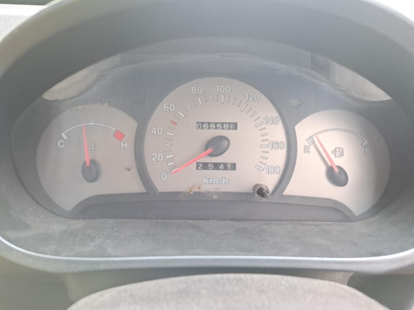 2011 Hyundai Santro Xing GL PLUS, Petrol, Manual, 7,00,035 km, interior