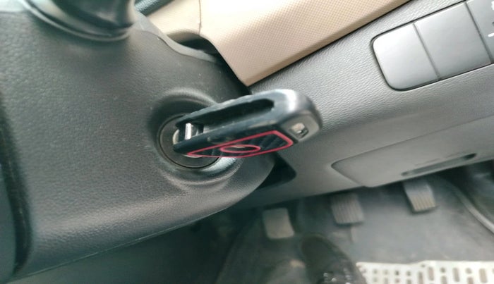 2016 Hyundai Grand i10 SPORTZ 1.2 KAPPA VTVT, Petrol, Manual, 82,424 km, interior