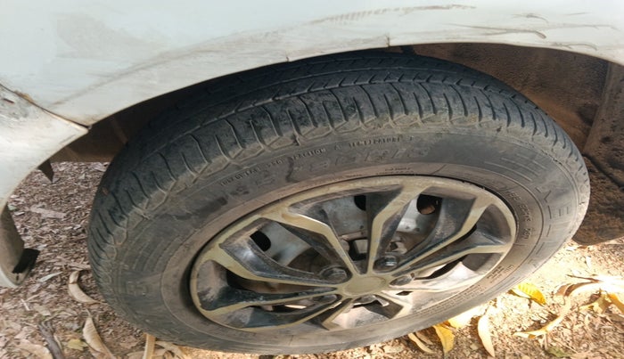 2007 Hyundai Getz GL, Petrol, Manual, 1,16,886 km, tyre