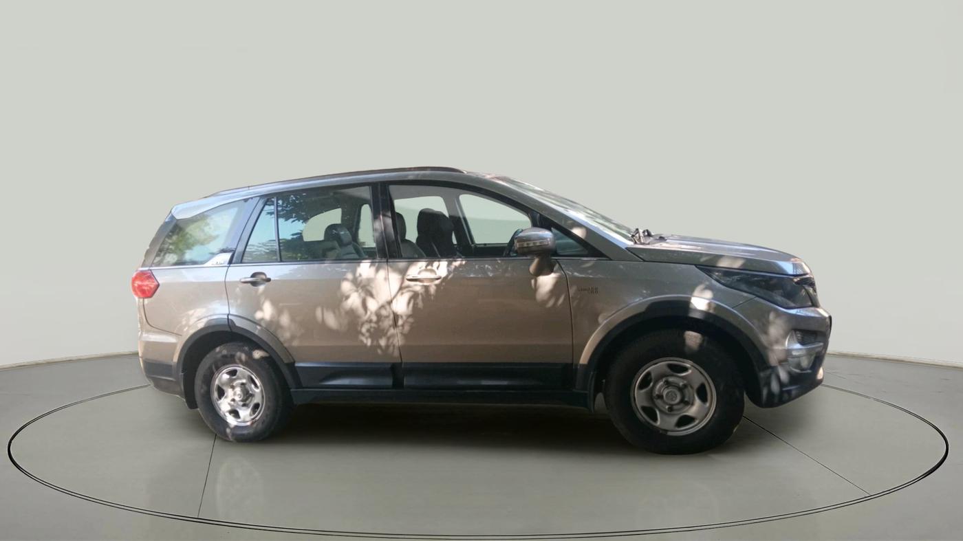 2017 Tata Hexa XTA 4X2 7 STR, Diesel, Automatic, 2,72,583 km, exterior