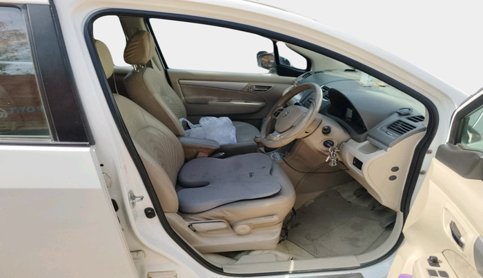 2015 Maruti Ertiga ZDI, Diesel, Manual, 1,66,983 km, interior