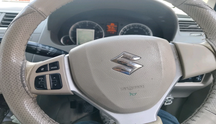 2015 Maruti Ertiga ZDI, Diesel, Manual, 1,66,983 km, interior