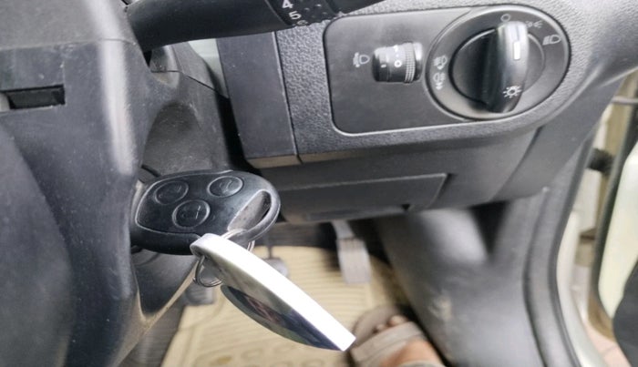 2012 Ford Figo TITANIUM 1.4 DIESEL, Diesel, Manual, 1,19,269 km, interior