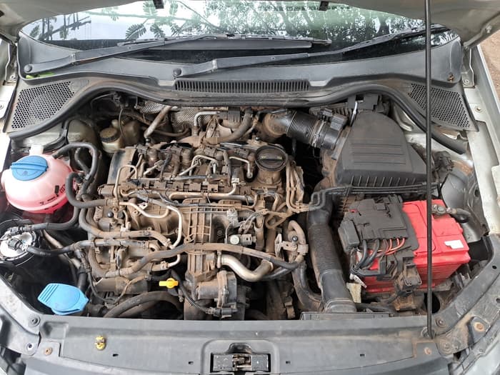 2014 Volkswagen Vento HIGHLINE DIESEL 1.6, Diesel, Manual, 82,038 km, exterior