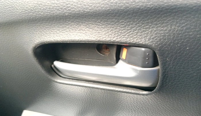 2012 Maruti Wagon R 1.0 LXI, Petrol, Manual, 44,898 km, interior