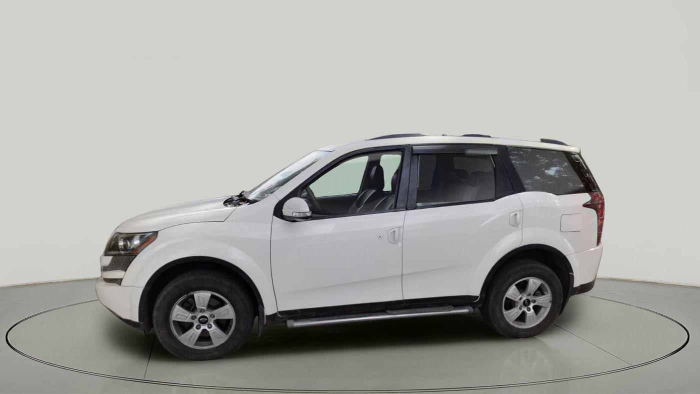 2012 Mahindra XUV500 W8, Diesel, Manual, 1,24,087 km, exterior