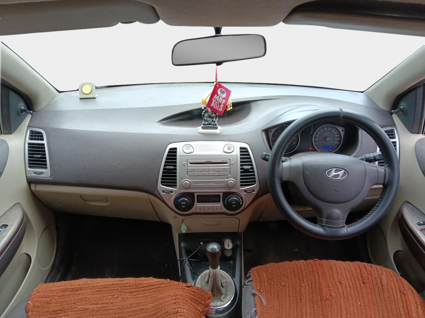 2011 Hyundai i20 MAGNA (O) 1.2, Petrol, Manual, 85,648 km, interior
