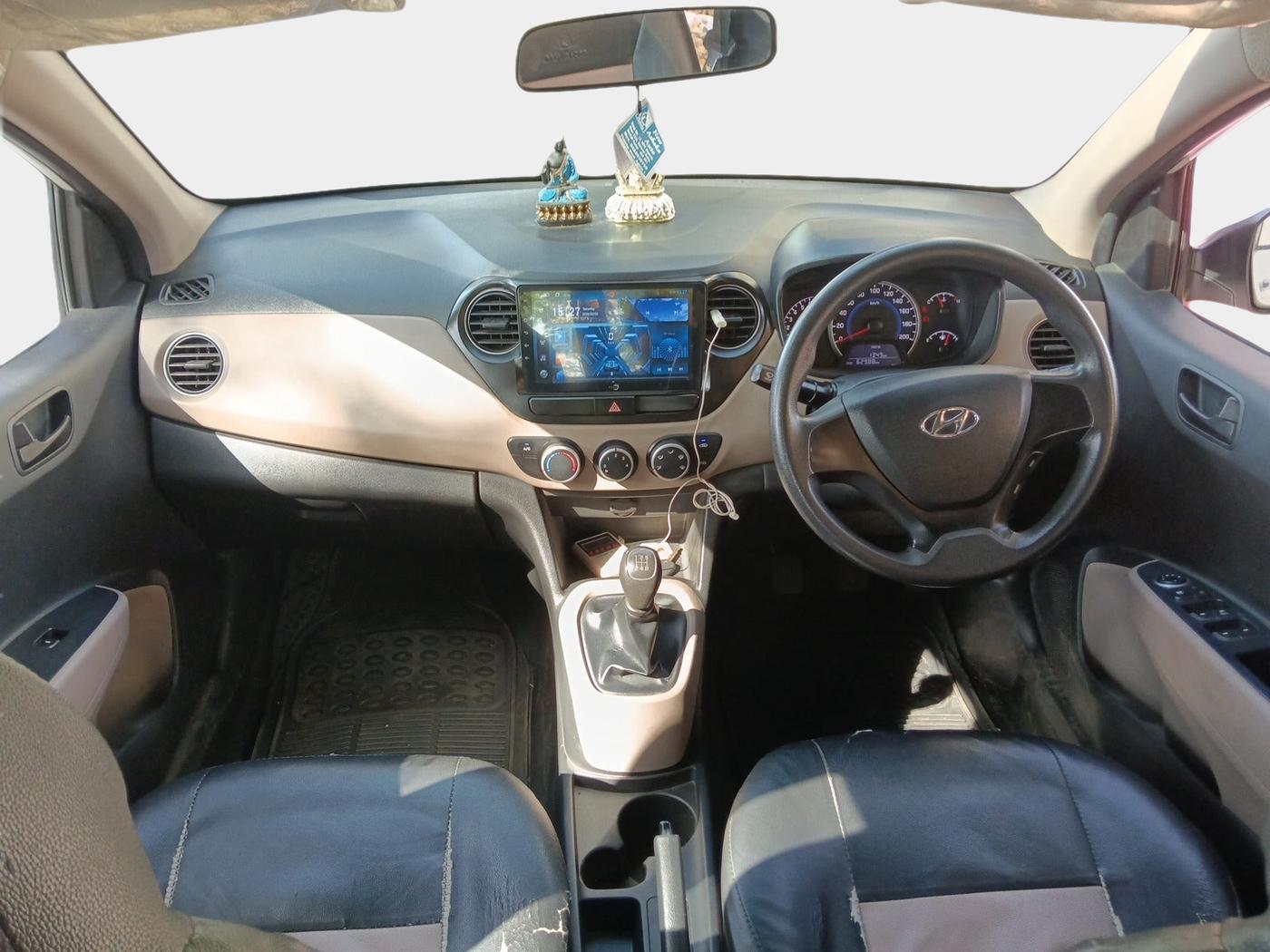 2017 Hyundai Grand i10 MAGNA 1.2 KAPPA VTVT, Petrol, Manual, 62,994 km, interior