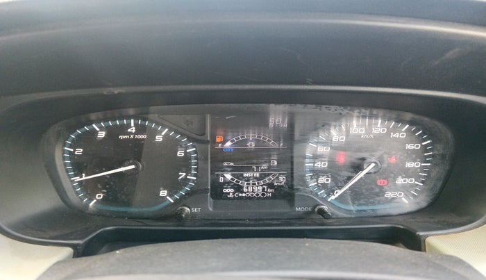 2022 Tata PUNCH ADVENTURE MT, Petrol, Manual, 68,997 km, interior