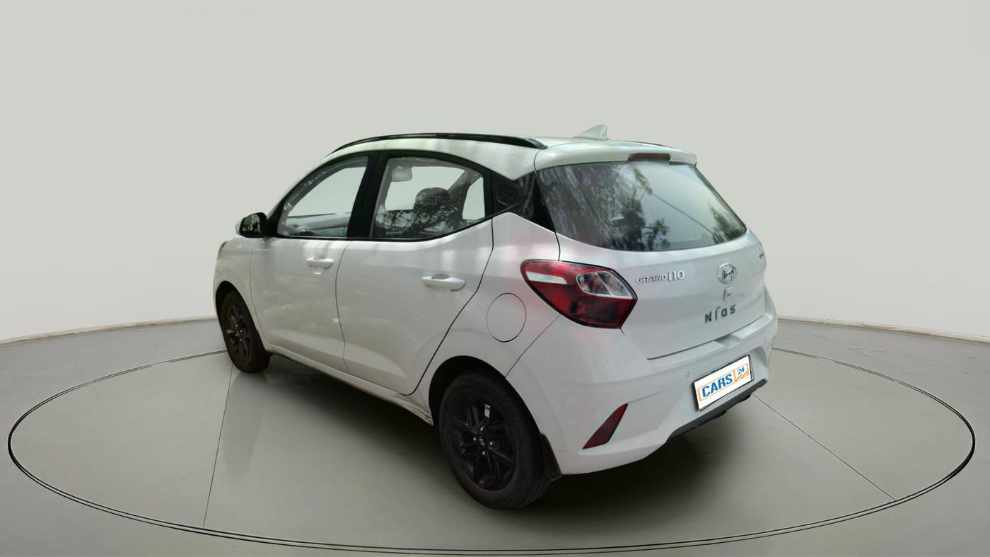 2021 Hyundai GRAND I10 NIOS SPORTZ AMT 1.2 KAPPA VTVT, Petrol, Automatic, 20,958 km, exterior