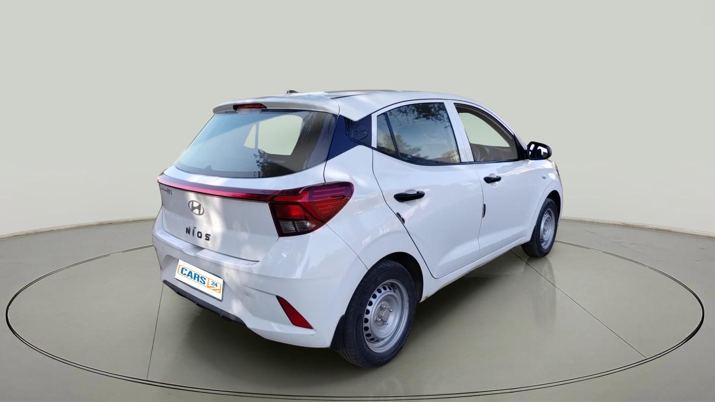 2023 Hyundai GRAND I10 NIOS ERA 1.2 KAPPA VTVT, Petrol, Manual, 44,424 km, exterior