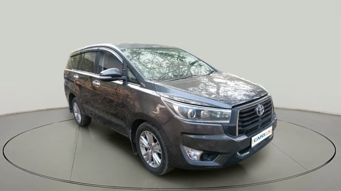 2016 Toyota Innova Crysta 2.4 ZX 7 STR, Diesel, Manual, 2,29,124 km, exterior