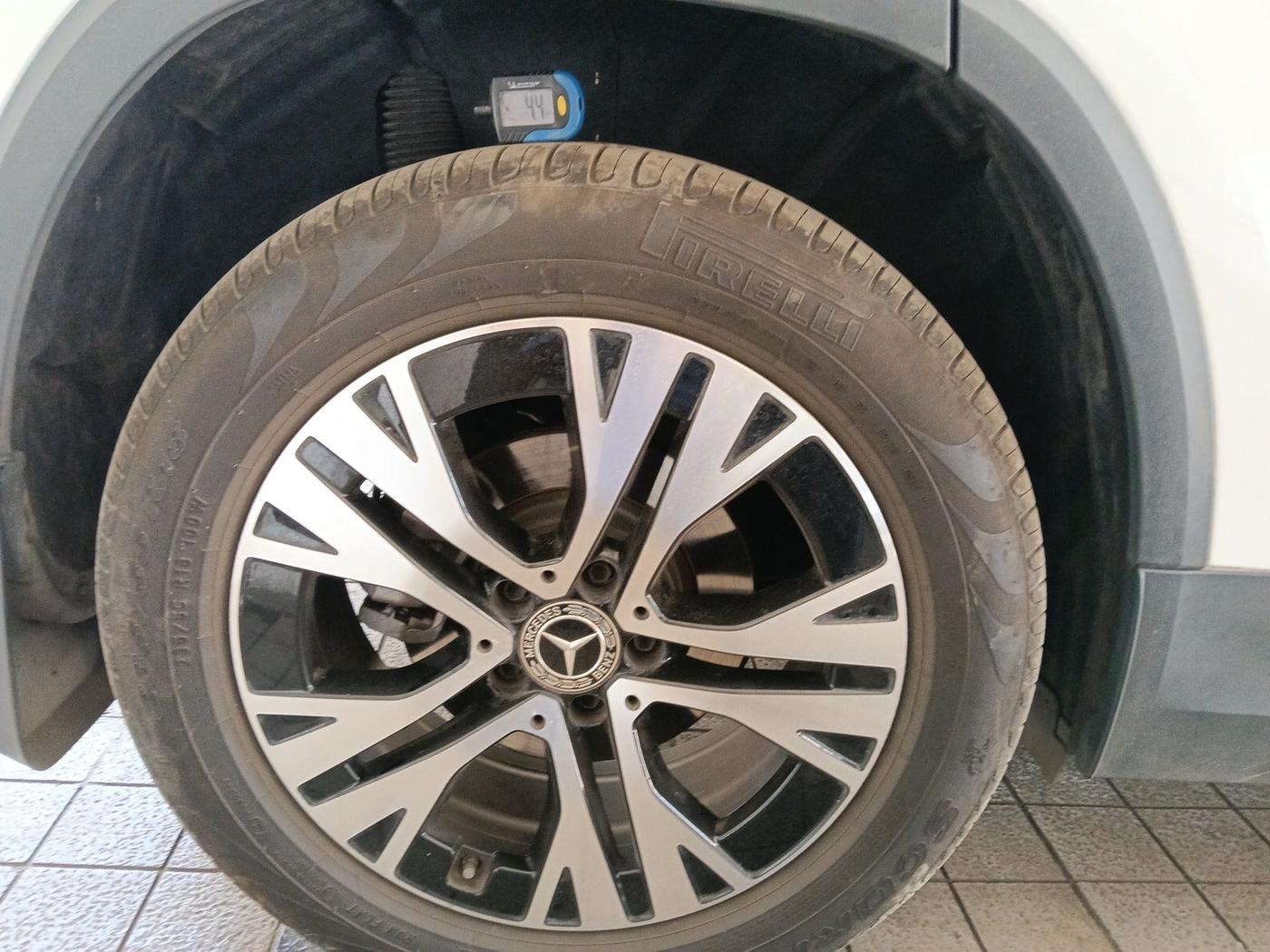 2024 Mercedes Benz GLA Class 200, Petrol, Automatic, 4,959 km, tyre