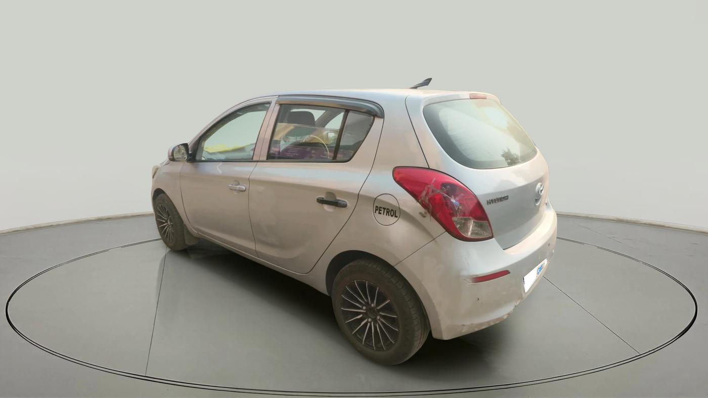 2012 Hyundai i20 MAGNA 1.2, CNG, Manual, 1,13,163 km, exterior