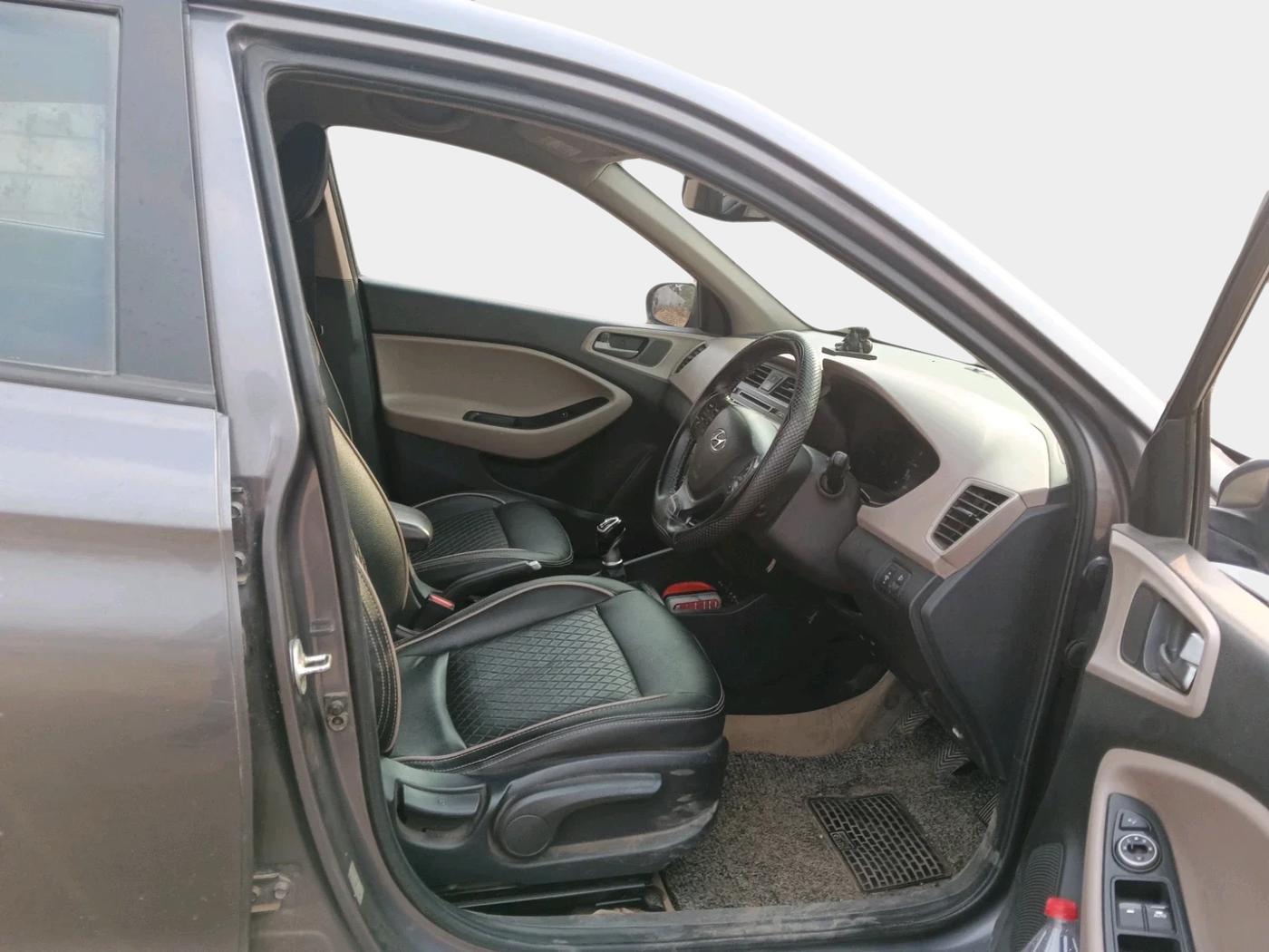 2014 Hyundai Elite i20 ASTA 1.4 CRDI, Diesel, Manual, 71,885 km, interior