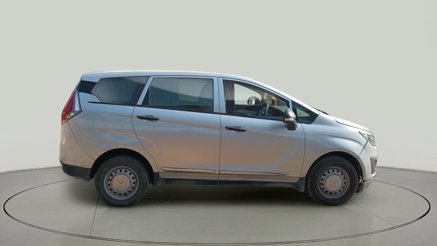 2018 Mahindra MARAZZO M2 7STR, Diesel, Manual, 2,76,202 km, exterior