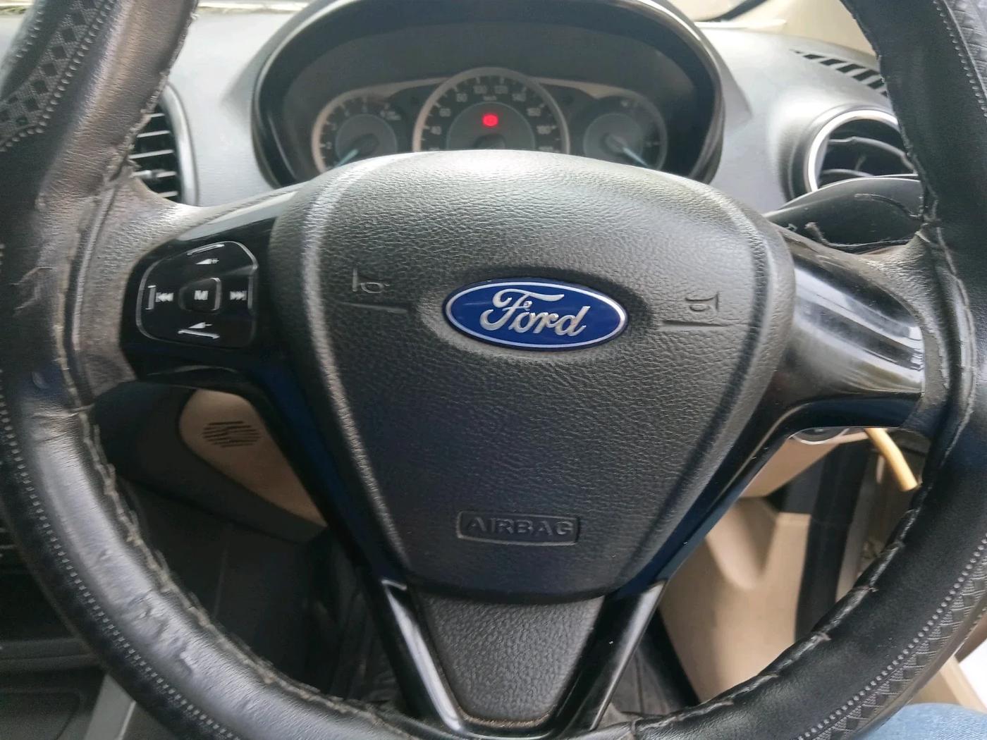 2017 Ford Figo Aspire TITANIUM PLUS 1.5 DIESEL, Diesel, Manual, 2,44,154 km, interior