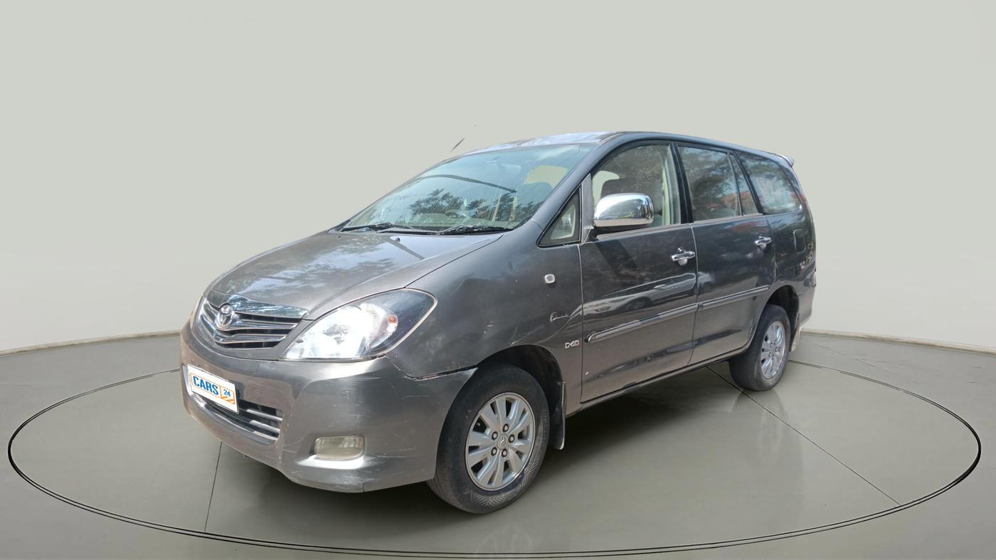 2010 Toyota Innova V 2.5 7 STR, Diesel, Manual, 2,11,576 km, exterior