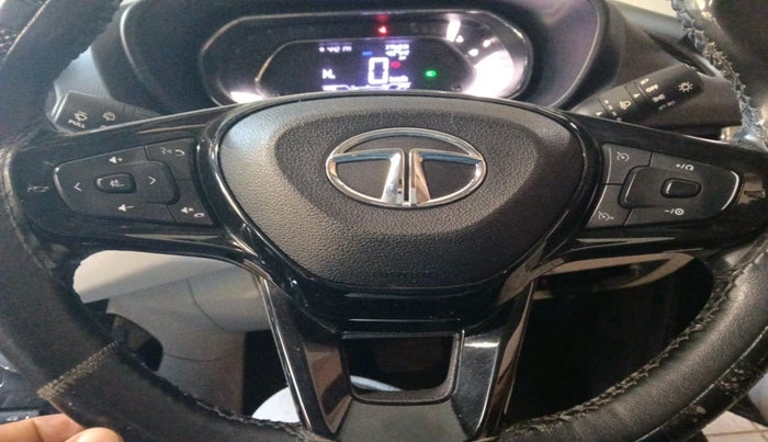 2020 Tata NEXON XZ PLUS SUNROOF PETROL DUAL TONE, Petrol, Manual, 63,315 km, interior