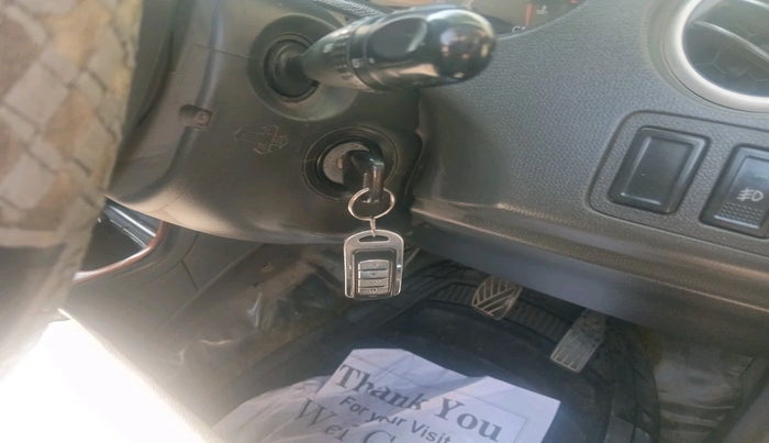 2011 Maruti Swift VDI, Diesel, Manual, 1,16,318 km, interior