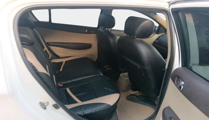 2010 Hyundai i20 ASTA 1.4 CRDI, Diesel, Manual, 1,51,672 km, interior