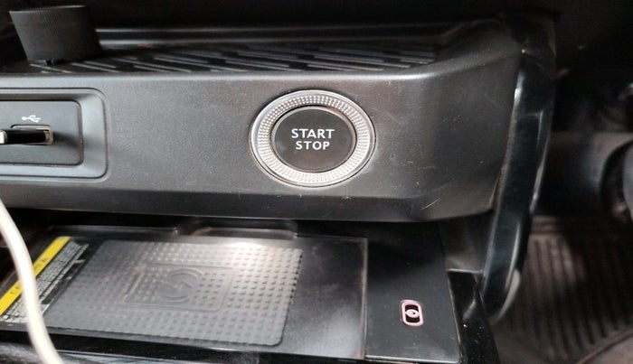 2023 Renault Kiger RXZ AMT, Petrol, Automatic, 40,955 km, interior