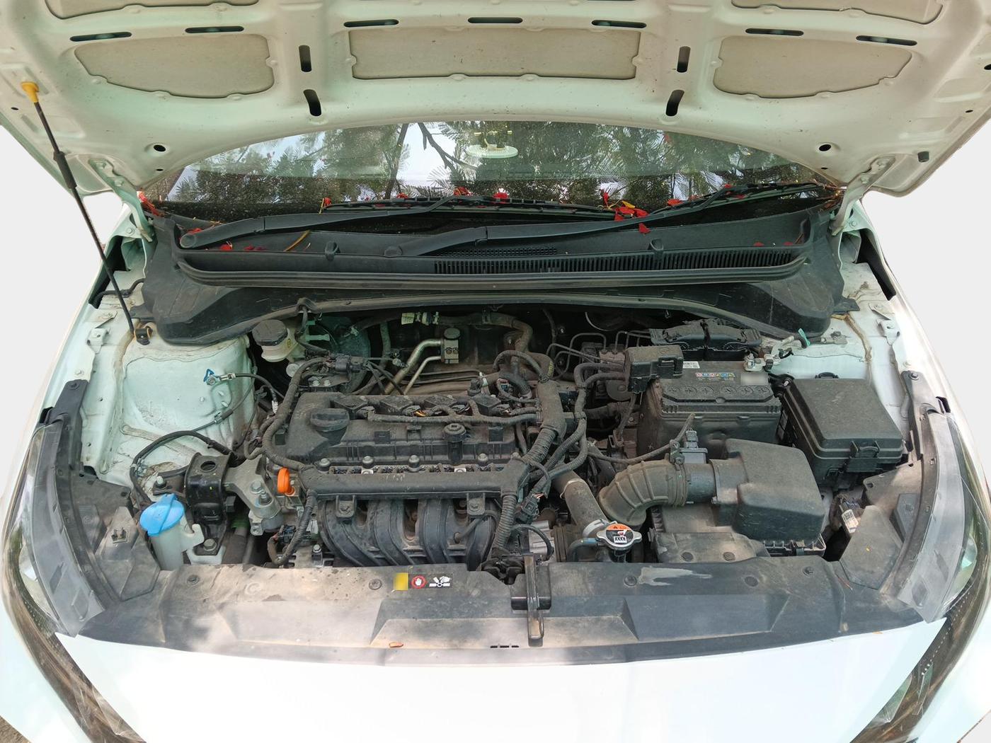 2023 Hyundai NEW I20 Sportz 1.2 IVT, Petrol, Automatic, 33,000 km, exterior