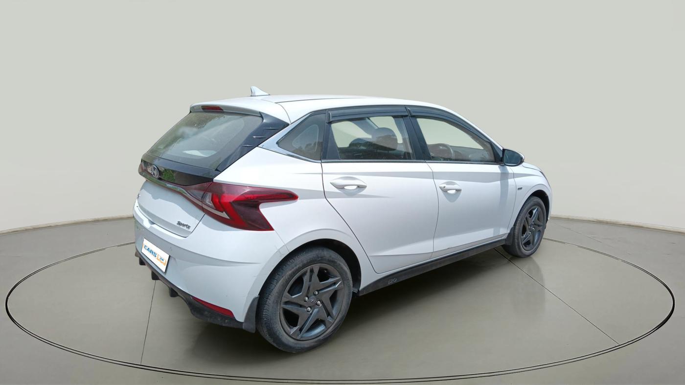 2023 Hyundai NEW I20 Sportz 1.2 IVT, Petrol, Automatic, 33,000 km, exterior