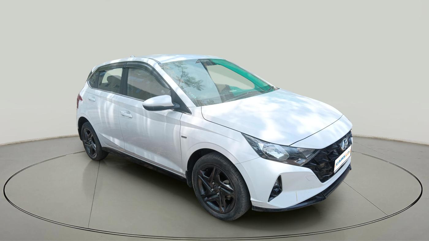 2023 Hyundai NEW I20 Sportz 1.2 IVT, Petrol, Automatic, 33,000 km, exterior