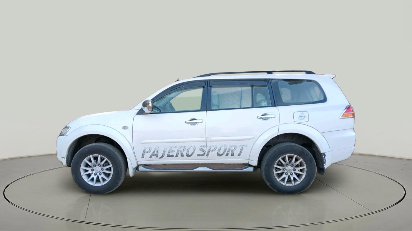 2014 Mitsubishi Pajero Sport 2.5 MT 4X4, Diesel, Manual, 3,40,989 km, exterior