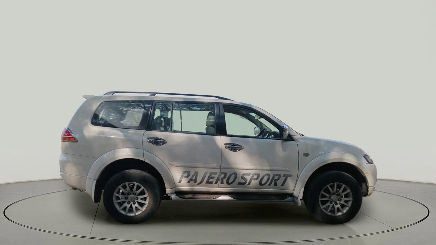 2014 Mitsubishi Pajero Sport 2.5 MT 4X4, Diesel, Manual, 3,40,989 km, exterior
