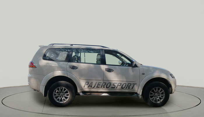 2014 Mitsubishi Pajero Sport 2.5 MT 4X4, Diesel, Manual, 3,40,989 km, exterior