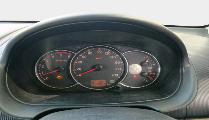 2014 Mitsubishi Pajero Sport 2.5 MT 4X4, Diesel, Manual, 3,40,989 km, interior