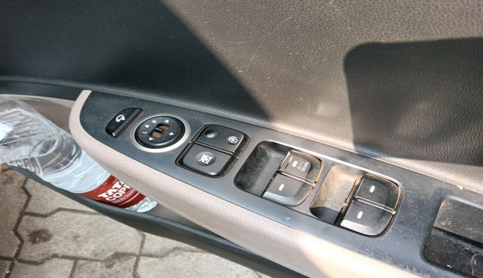 2016 Hyundai Xcent S 1.2, Petrol, Manual, 72,473 km, interior