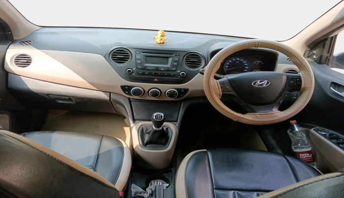 2016 Hyundai Xcent S 1.2, Petrol, Manual, 72,473 km, interior