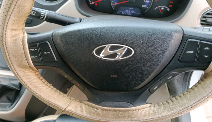 2016 Hyundai Xcent S 1.2, Petrol, Manual, 72,473 km, interior