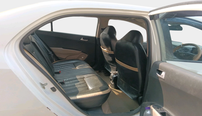 2016 Hyundai Xcent S 1.2, Petrol, Manual, 72,473 km, interior