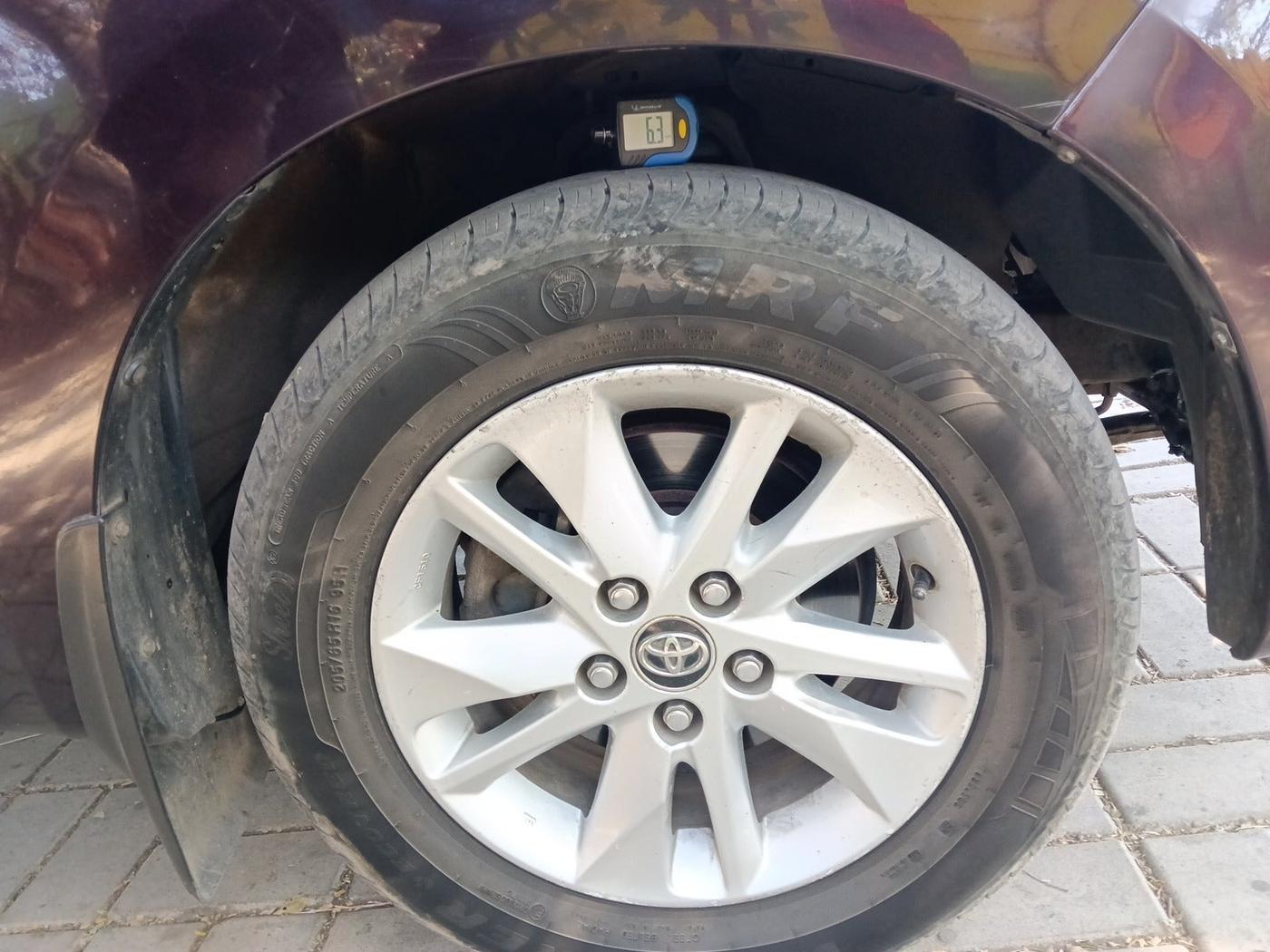 2018 Toyota Innova Crysta 2.4 GX 7 STR, Diesel, Manual, 1,36,691 km, tyre