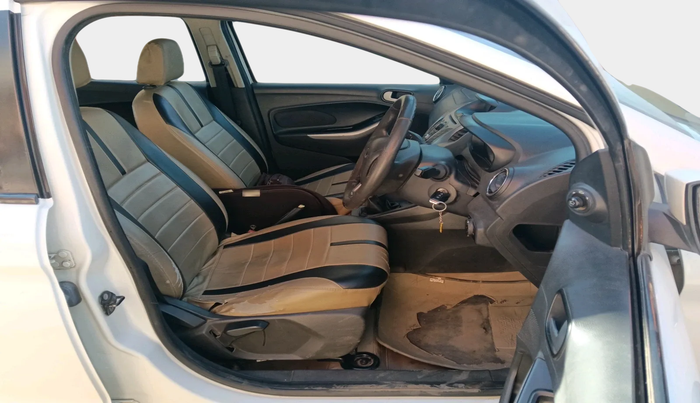 2015 Ford New Figo TITANIUM1.5 DIESEL, Diesel, Manual, 1,56,643 km, interior