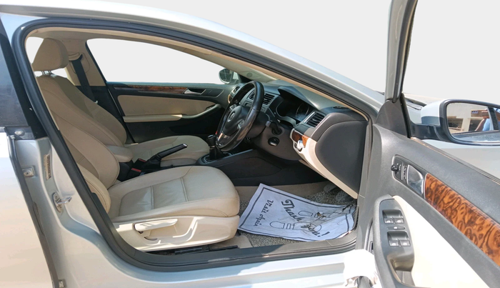 2012 Volkswagen Jetta COMFORTLINE TDI, Diesel, Manual, 1,06,285 km, interior