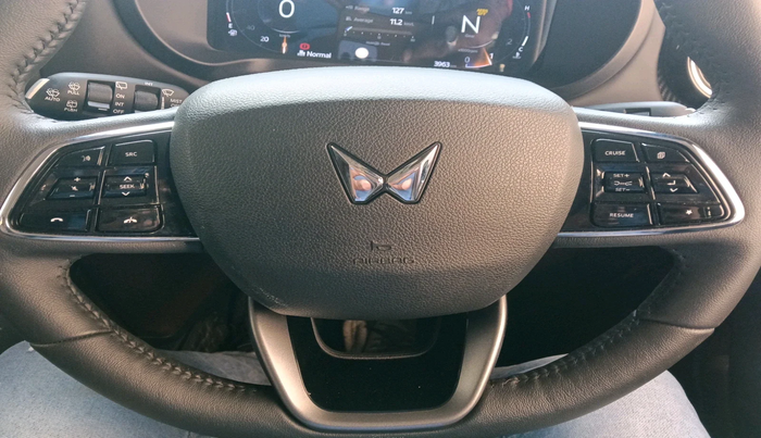 2025 Mahindra Thar Roxx AX7 L Diesel AT 4WD, Diesel, Automatic, 3,963 km, interior