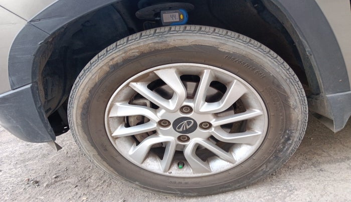 2016 Mahindra Kuv100 K8 5 STR, Petrol, Manual, 11,443 km, tyre