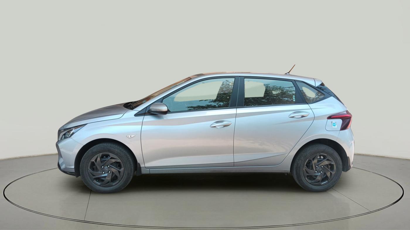 2023 Hyundai NEW I20 MAGNA 1.2 MT, Petrol, Manual, 13,957 km, exterior