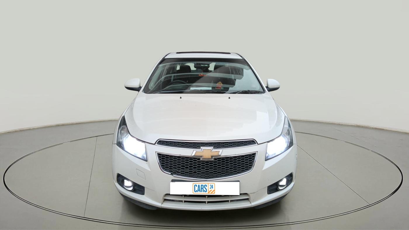 2010 Chevrolet Cruze LTZ, Diesel, Manual, 1,68,162 km, exterior